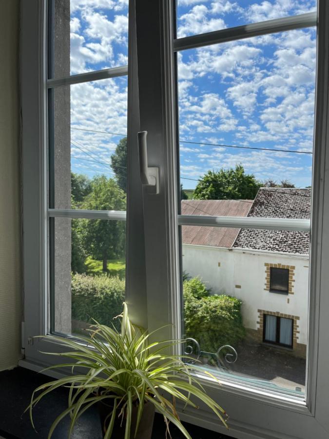 B&B Les Ecoliers Cherain Exterior photo